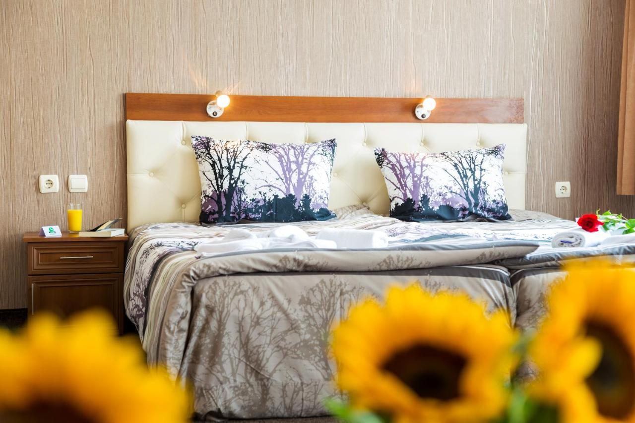 Hotel Romantika Velingrad Buitenkant foto